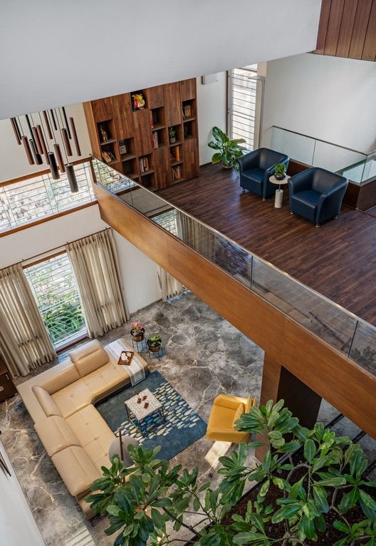 Double-Height Living Overlook