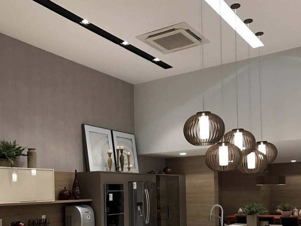 Kitchen Surfaces & Cabinetry Finishes